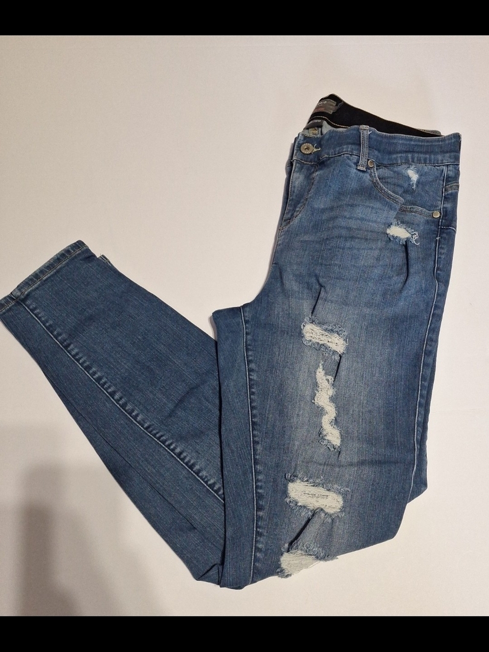 torrid Black and Pink Bombshell Skinny Jeans Label Size 18T